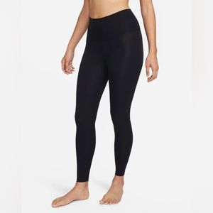Nike Yoga Sculpt Luxe High Waisted Full Length Leggings